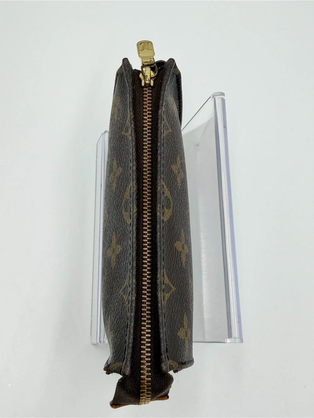 Louis Vuitton Monogram Canvas Cosmetic Bag - Picture 7 of 16